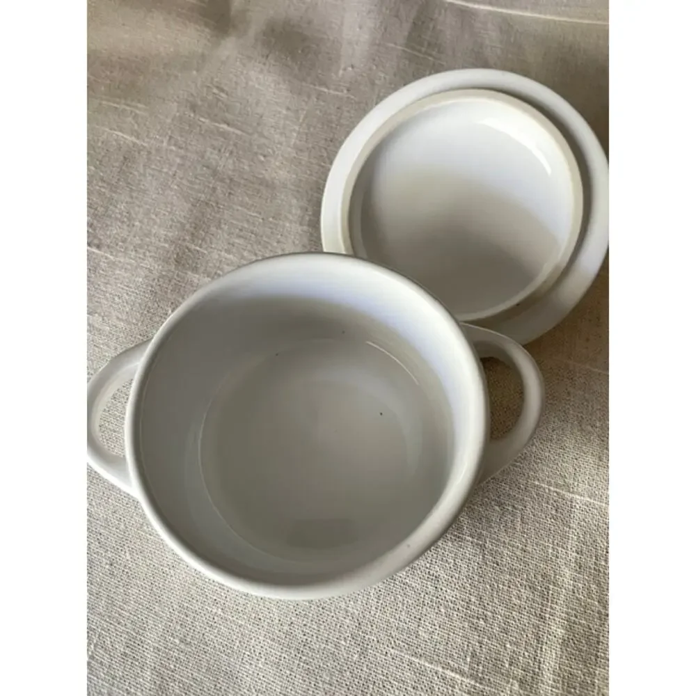 Le Creuset White Gold Holly Mini Cocotte Covered Stoneware Baker Holiday NWT